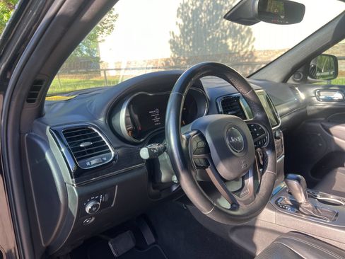 Used 2021 Jeep Grand Cherokee High Altitude AWD/4WD image 11