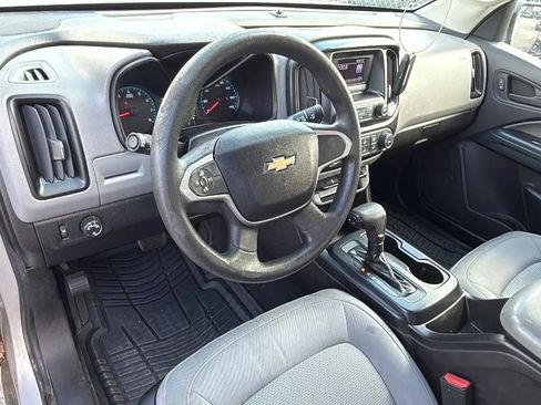 Used 2017 Chevrolet Colorado W/T w/ WT Convenience Package RWD image 28