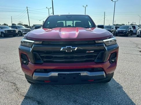 Used 2026 Chevrolet Colorado Z71 w/ Technology Package AWD/4WD image 9