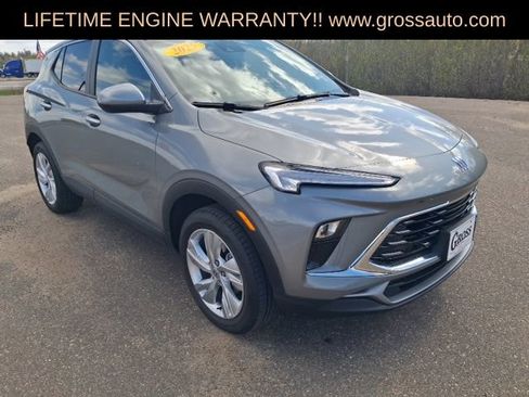 Used 2025 Buick Encore GX Preferred AWD/4WD image 2