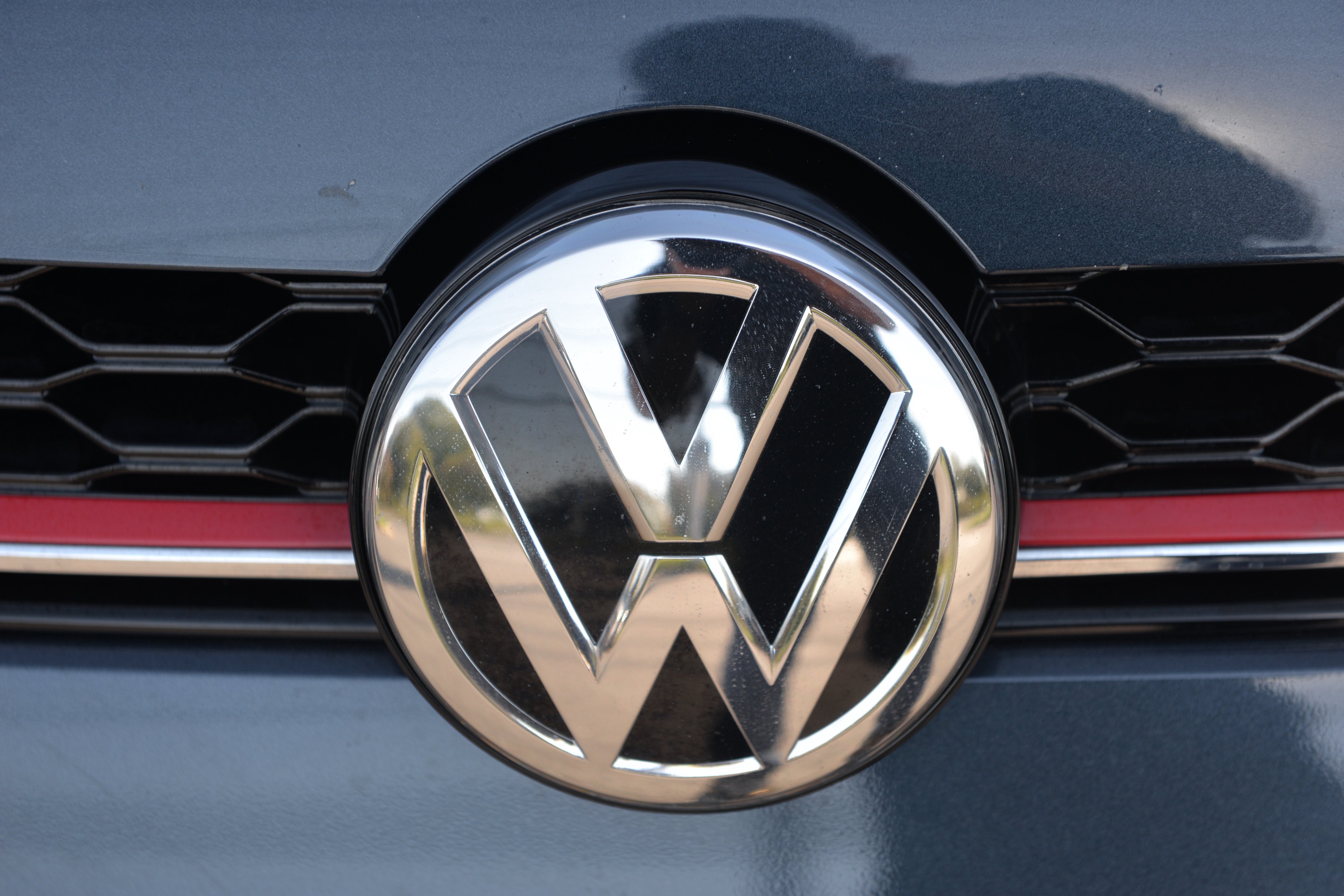 Used 2020 Volkswagen GTI S FWD image 9