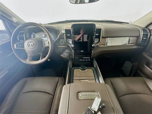 New 2026 RAM 2500 Limited w/ Towing Technology Group image 9