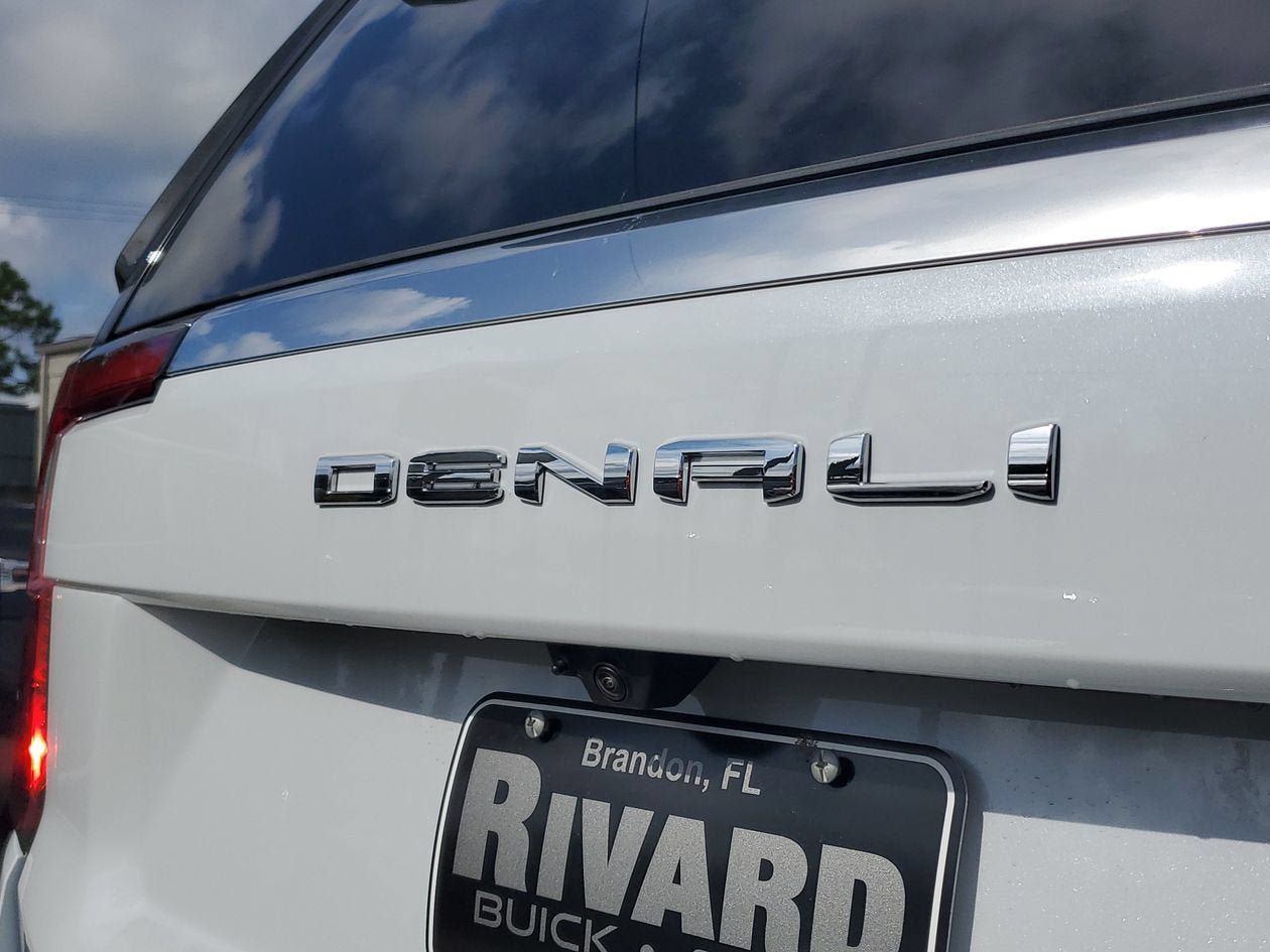 New 2026 GMC Yukon Denali RWD image 9