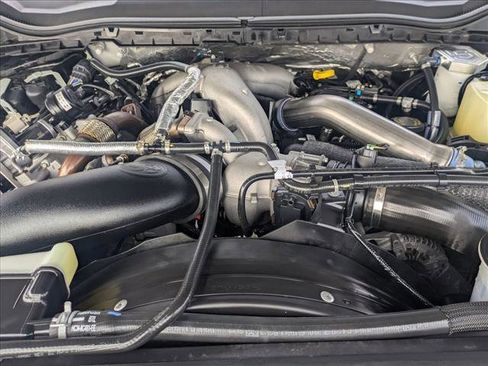 Used 2022 Ford F250 Lariat w/ Chrome Package image 21