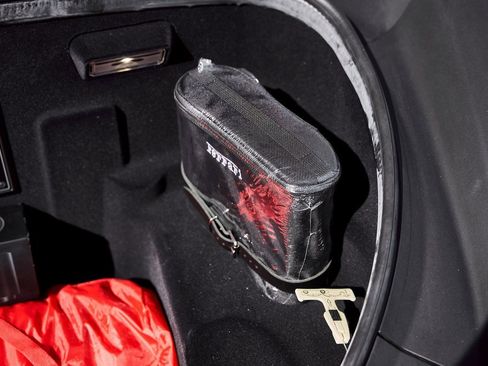 Used 2022 Ferrari F8 Tributo image 22