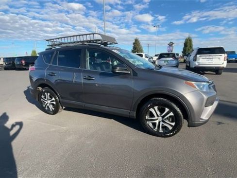 Used 2016 Toyota RAV4 LE image 2