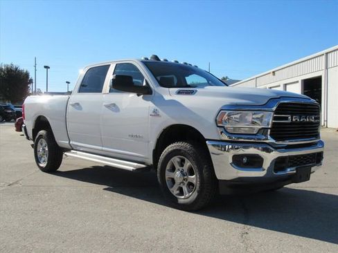 Used 2020 RAM 2500 Big Horn w/ Level 2 Equipment Group image 1