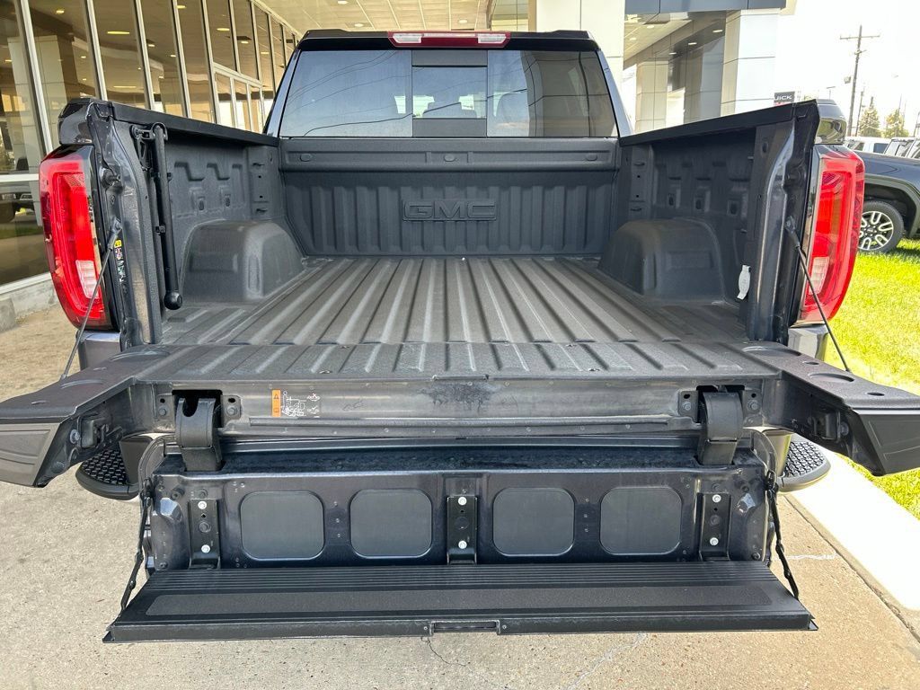 Certified 2024 GMC Sierra 1500 SLT AWD/4WD image 12
