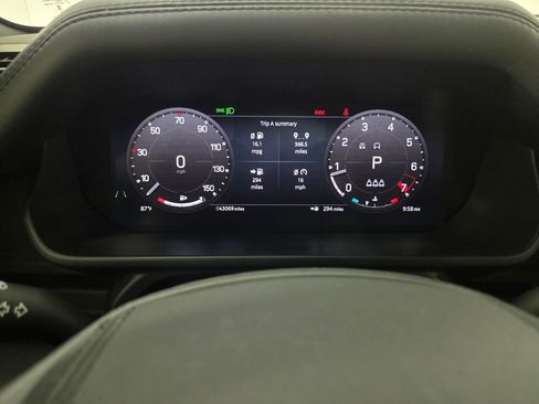 Used 2023 Land Rover Defender 110 X AWD/4WD image 16
