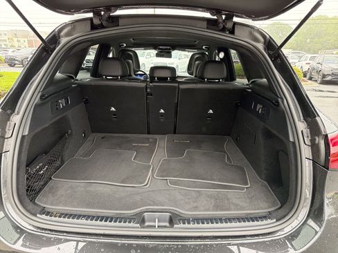 Certified 2025 Mercedes-Benz GLC 300 w/ AMG Line image 34