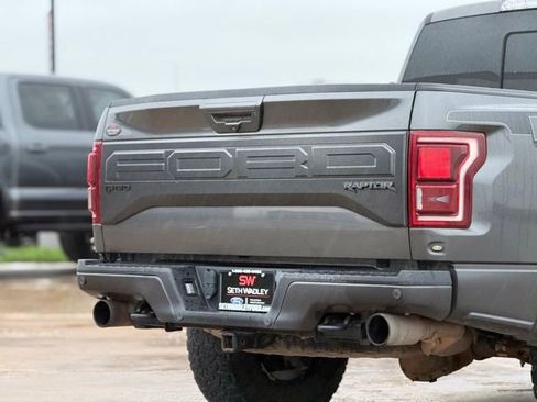 Used 2018 Ford F150 Raptor w/ Equipment Group 802A Luxury AWD/4WD image 11