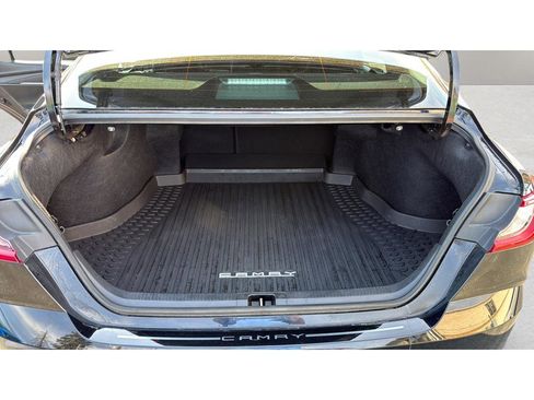 Used 2025 Toyota Camry LE w/ Convenience Package image 17