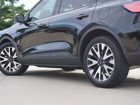 Used 2020 Ford Escape SE Sport FWD image 13