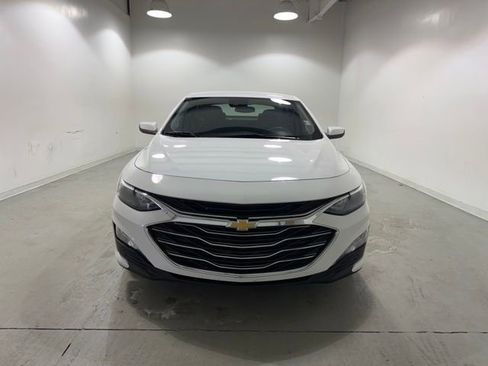 Certified 2023 Chevrolet Malibu LT image 2