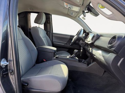 Certified 2021 Toyota Tacoma SR image 16
