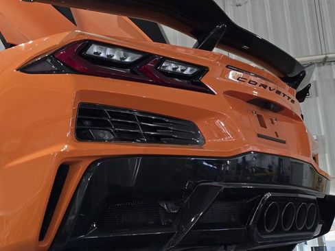 Used 2023 Chevrolet Corvette Z06 image 5