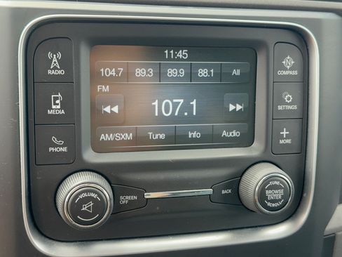 Used 2018 RAM 1500 Express RWD image 23