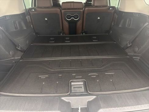 Used 2025 Honda Pilot Elite image 30