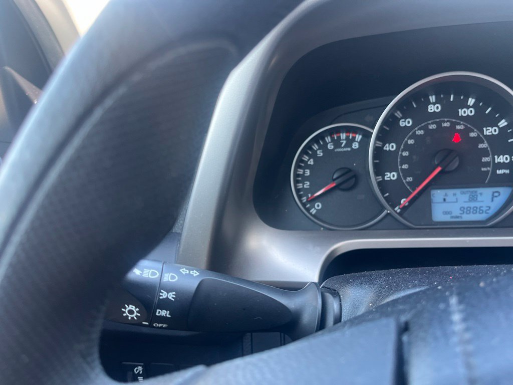Used 2016 Toyota RAV4 LE FWD image 14