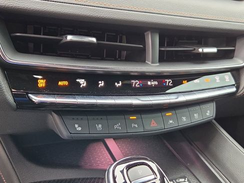 Used 2025 Cadillac CT5 V w/ Technology Package AWD/4WD image 22