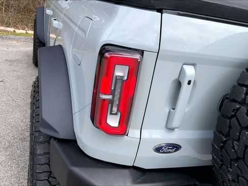 Used 2022 Ford Bronco Outer Banks AWD/4WD image 28