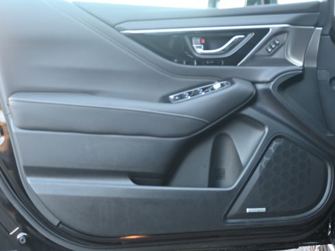 Certified 2025 Subaru Outback Touring XT image 14