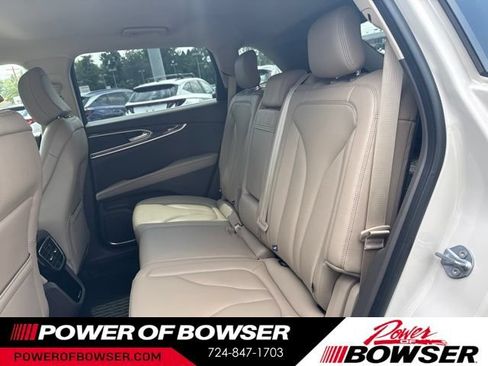 Used 2023 Lincoln Nautilus AWD w/ Premium Package image 4