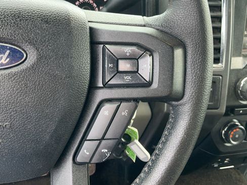 Used 2015 Ford F150 XLT w/ Equipment Group 301A Mid RWD image 12