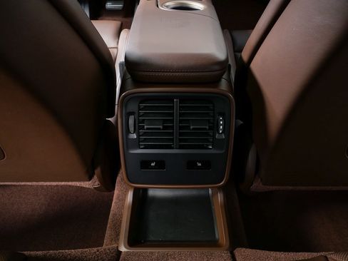 Certified 2023 Porsche Taycan image 17