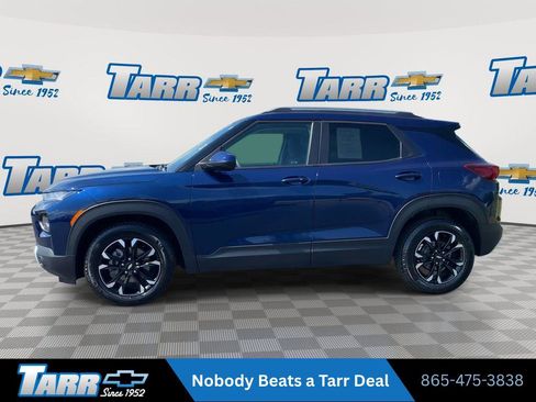 Used 2022 Chevrolet TrailBlazer LT w/ Convenience Package FWD image 5