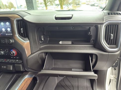 Used 2021 Chevrolet Silverado 1500 High Country w/ Technology Package image 37