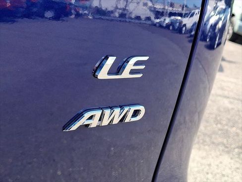 Used 2023 Toyota Corolla Cross LE w/ Moonroof Package AWD/4WD image 25