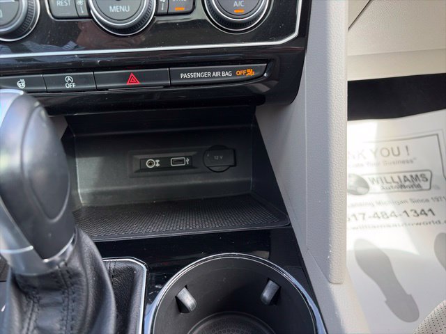 Used 2019 Volkswagen Atlas SEL Premium AWD/4WD image 16