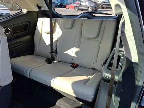 Used 2022 Subaru Ascent Limited w/ Technology Package image 14