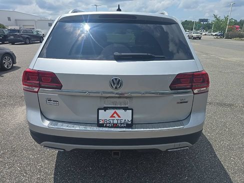 Used 2019 Volkswagen Atlas SE w/ Panoramic Sunroof Package AWD/4WD image 6