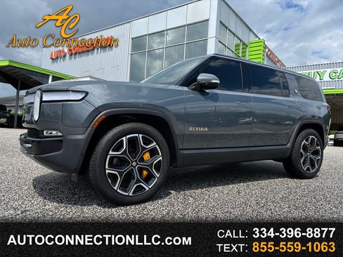 Used 2024 Rivian R1S Adventure AWD/4WD image 1