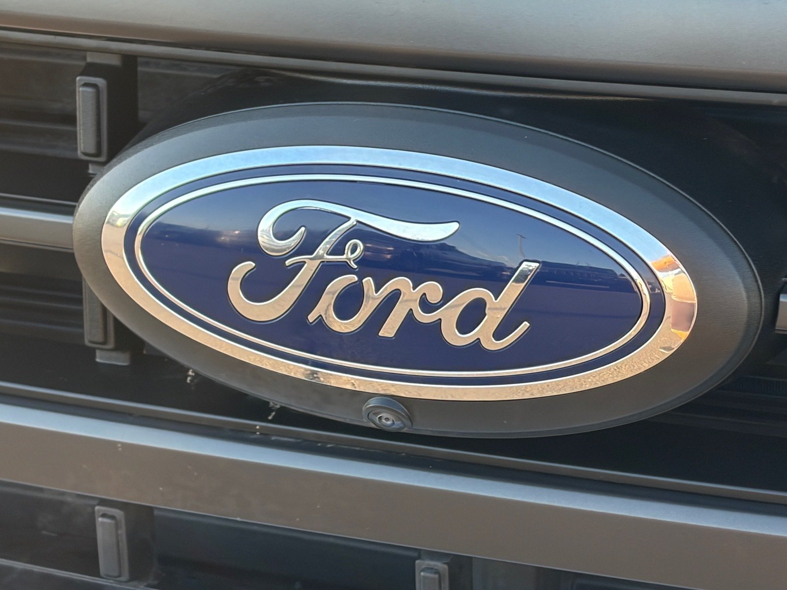 Used 2023 Ford F150 Lariat AWD/4WD image 10