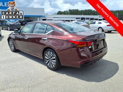 Used 2024 Nissan Altima 2.5 SV