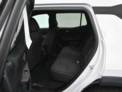 Used 2025 Chevrolet Equinox LT AWD/4WD image 8