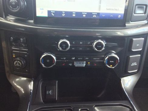 Certified 2022 Ford F150 XLT w/ Equipment Group 302A High image 28