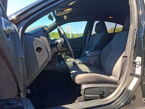 Used 2019 Dodge Charger SXT w/ Plus Group RWD image 13