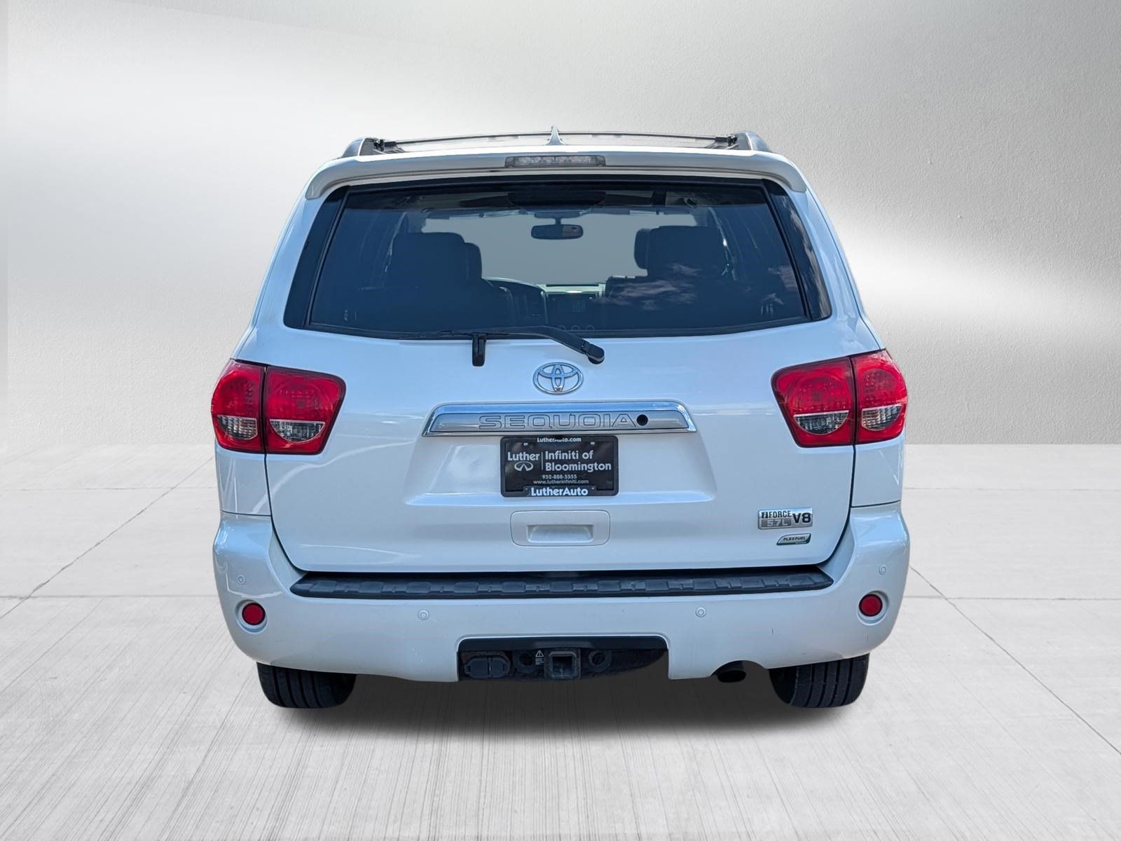 Used 2016 Toyota Sequoia Platinum AWD/4WD image 6