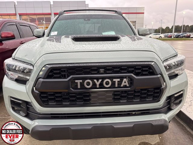 Used 2021 Toyota Tacoma TRD Pro AWD/4WD image 13