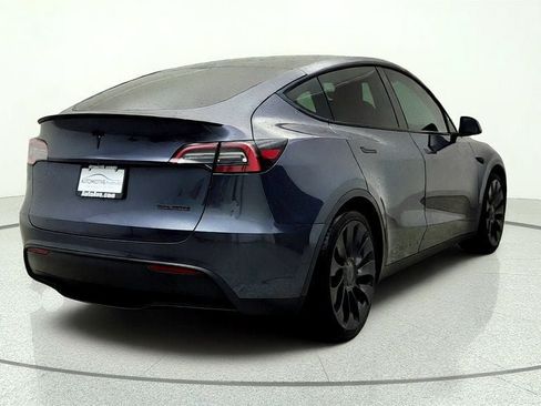 Used 2023 Tesla Model Y Performance AWD/4WD image 5