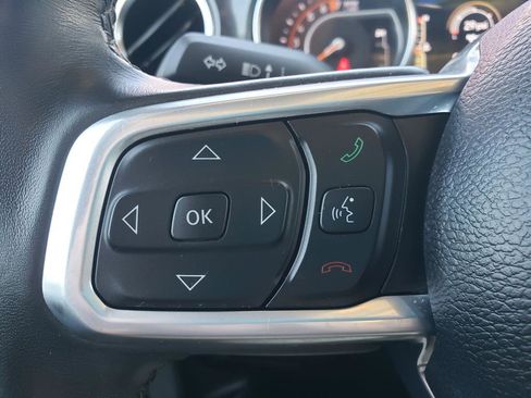Used 2021 Jeep Wrangler Unlimited Sahara AWD/4WD image 22