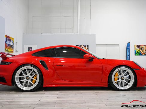 Used 2021 Porsche 911 Turbo S image 28