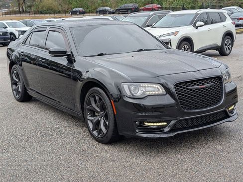 Used 2022 Chrysler 300 S w/ Comfort Group image 3