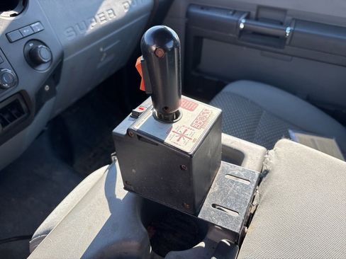 Used 2012 Ford F250 XL w/ PWR Equipment Group AWD/4WD image 6