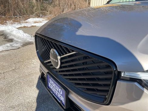 New 2026 Volvo XC60 B5 Core w/ Climate Package image 11