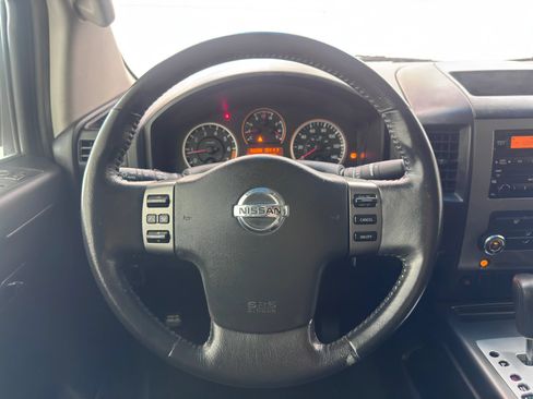 Used 2012 Nissan Titan SV RWD image 19